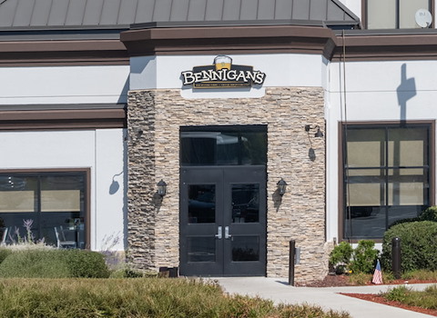 Enjoy stay at Bennigan's Irish Restaurant and Pub